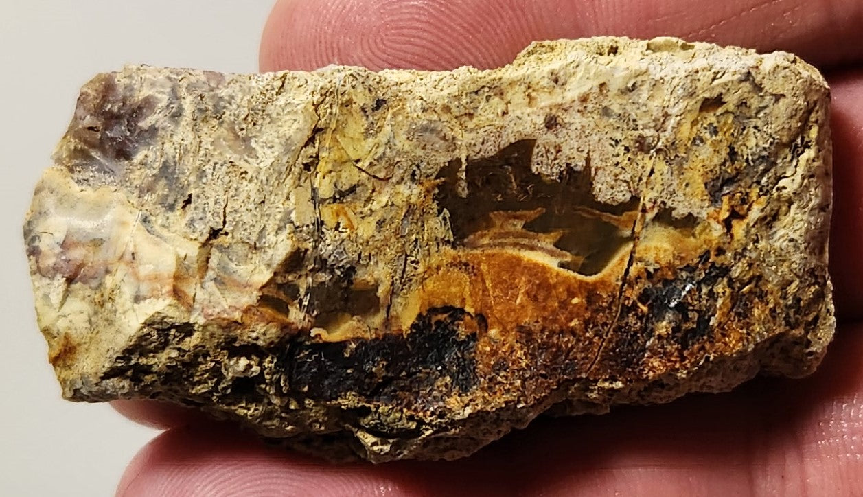 Dalle d’agate panache sanglante (pièce d’extrémité)